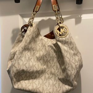 Michael Kors purse